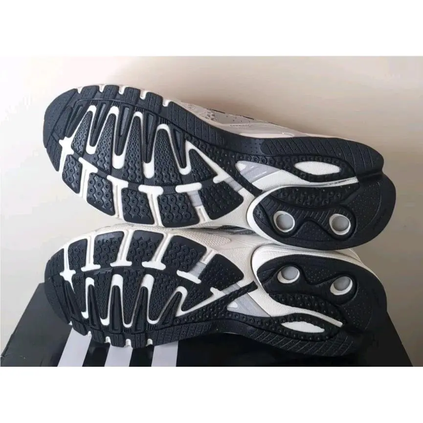 Adidas shoes - adidas Adistar Control 5 - Adistar Control - KI6121 - Silver 3