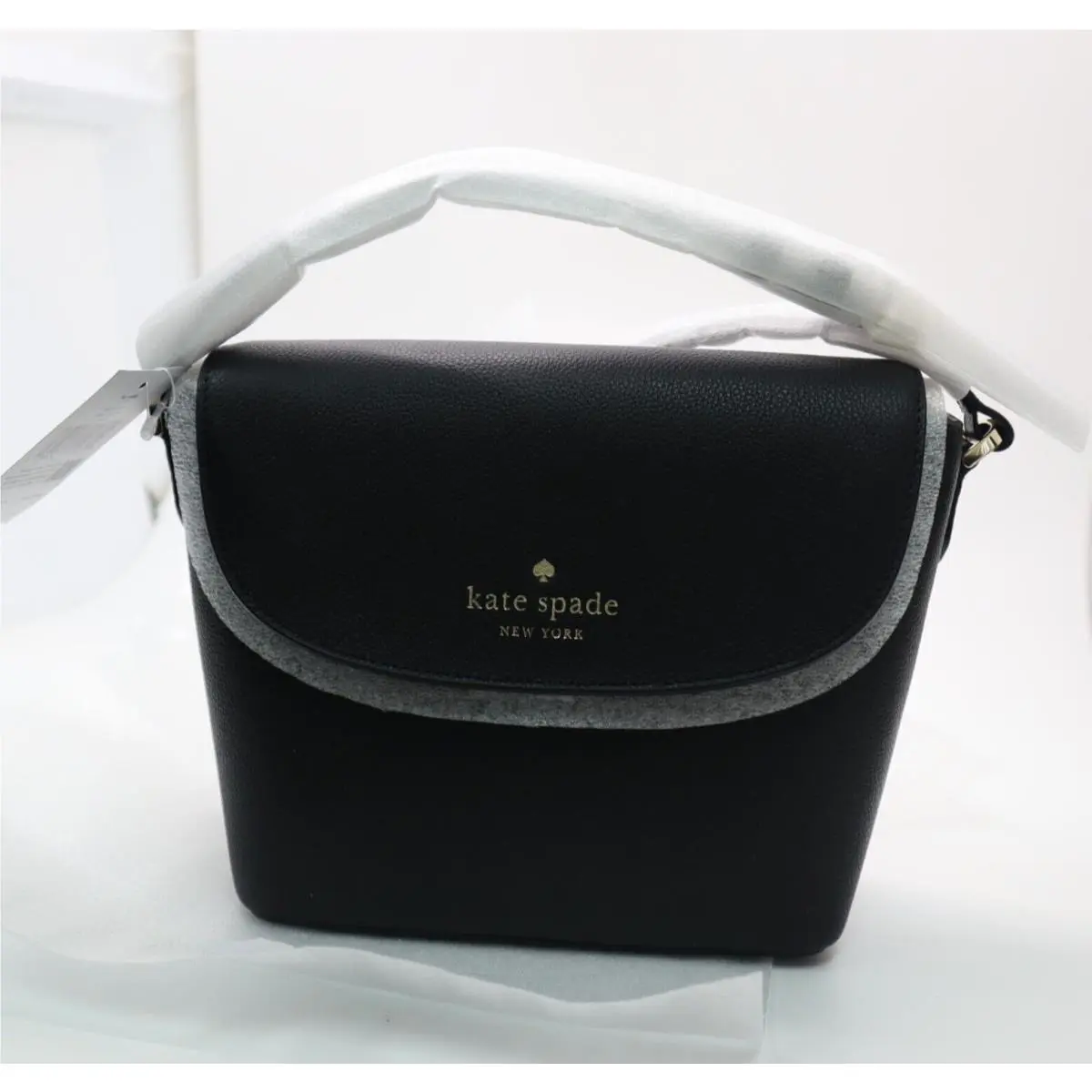 New York Emmie Flap Crossbody Black – New by Kate Spade