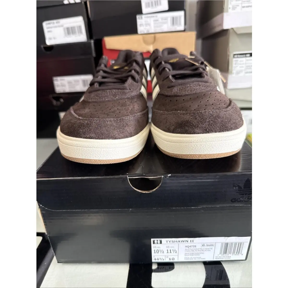 Adidas Tyshawn II Brown White Suede Skate Shoes Mens 10 HQ4735