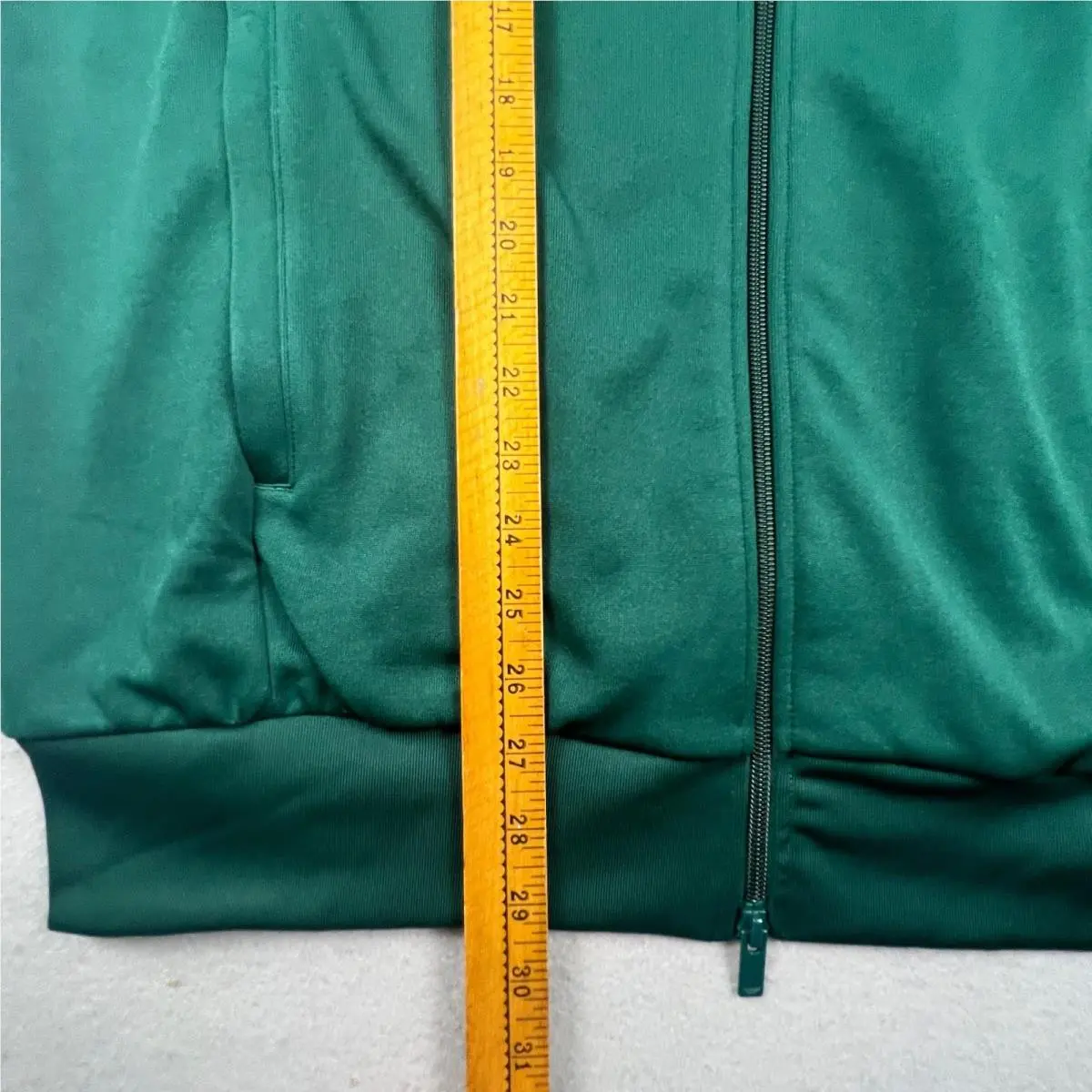 Adidas clothing - Green 2