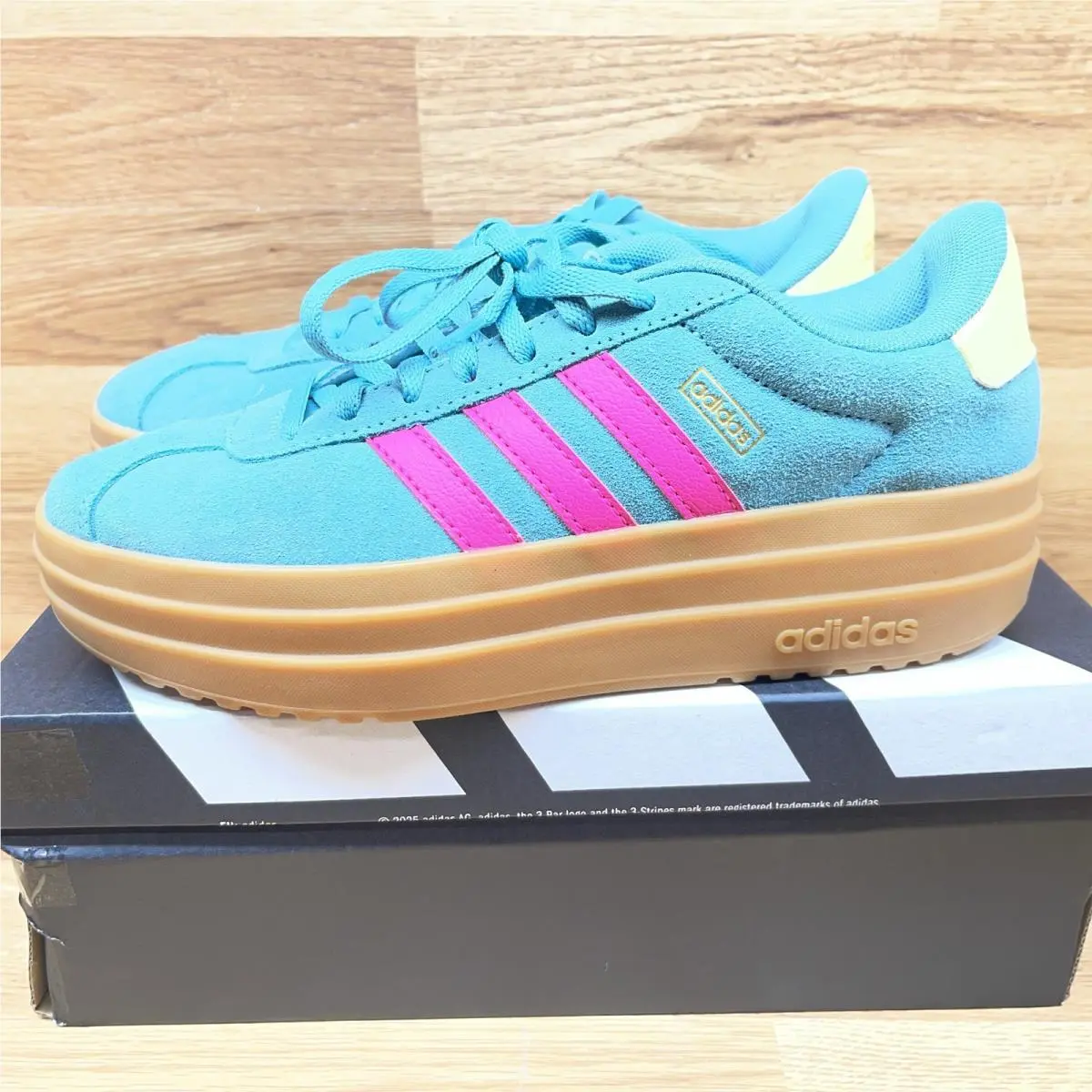 Girl`s Fashion Sneakers  VL Court Bold Platform Sneaker 4.5 by Adidas