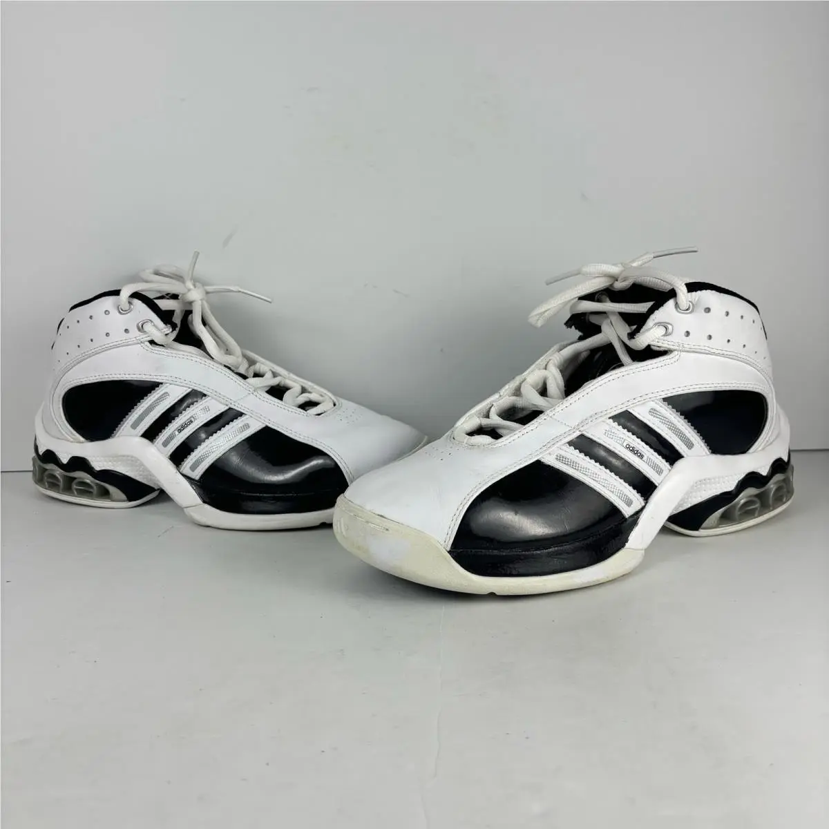 Adidas shoes - White 0