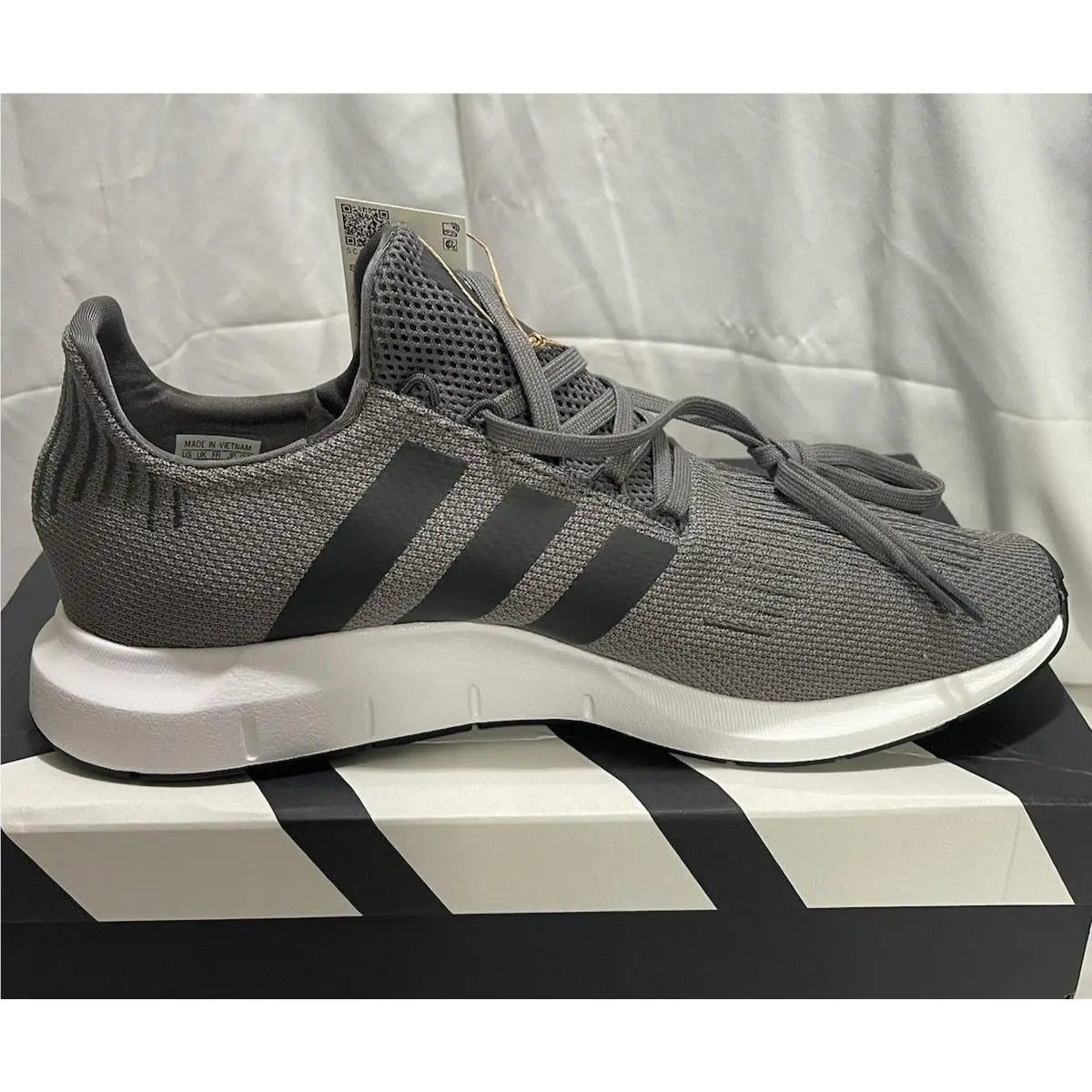 Adidas shoes - adidas Swift Run - Swift Run - JR6898 - Gray 0