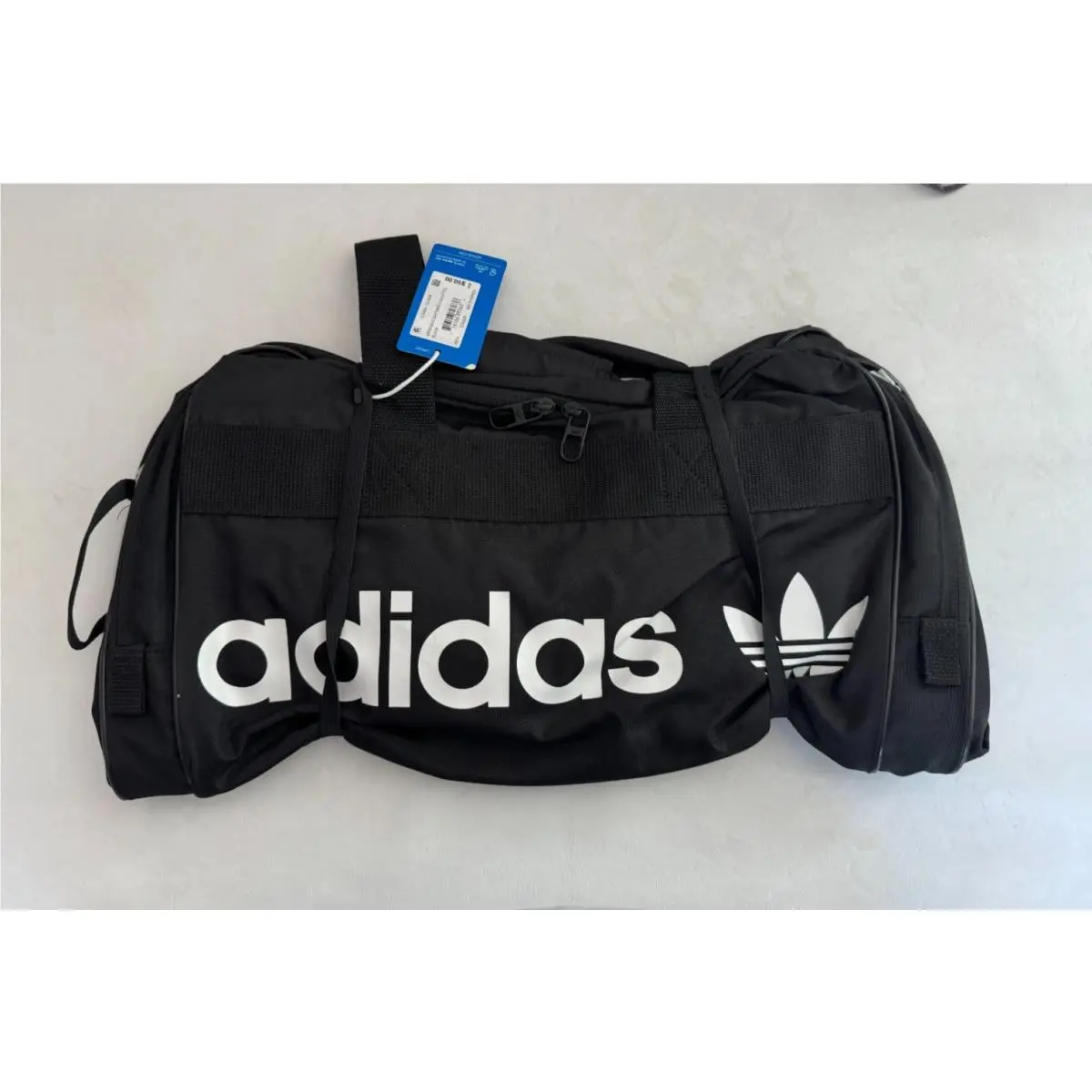 Adidas Originals Santiago 2.0 Duffle Bag Trefoil Logo Black / White Adjustable