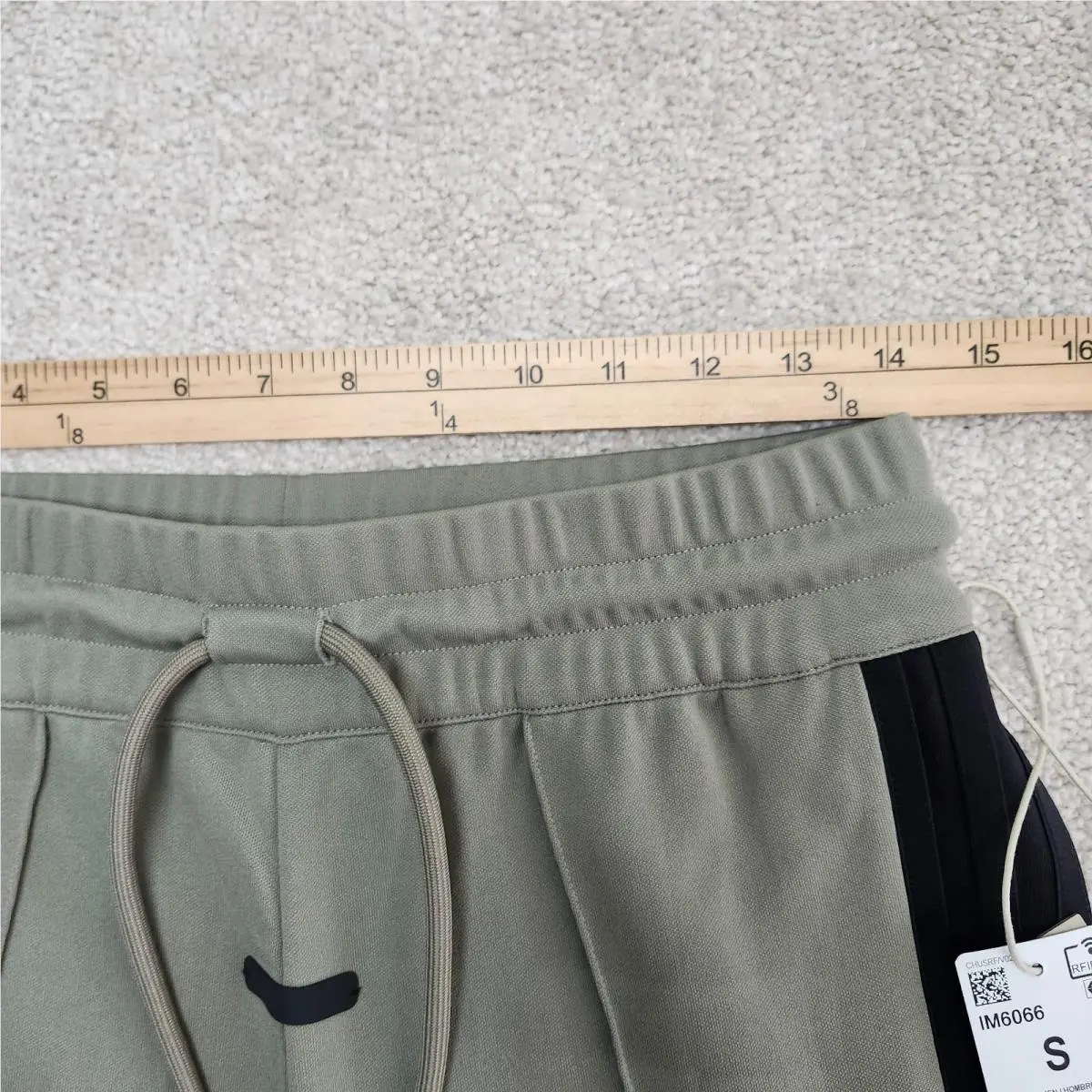 Adidas clothing - Beige 8