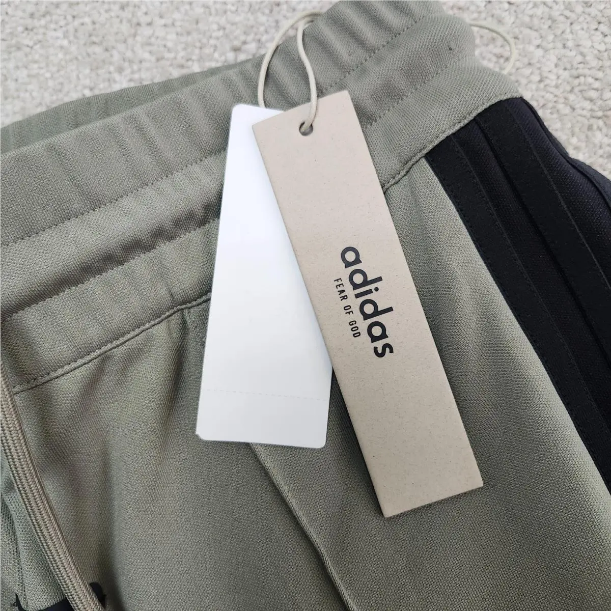 Adidas clothing - Beige 3