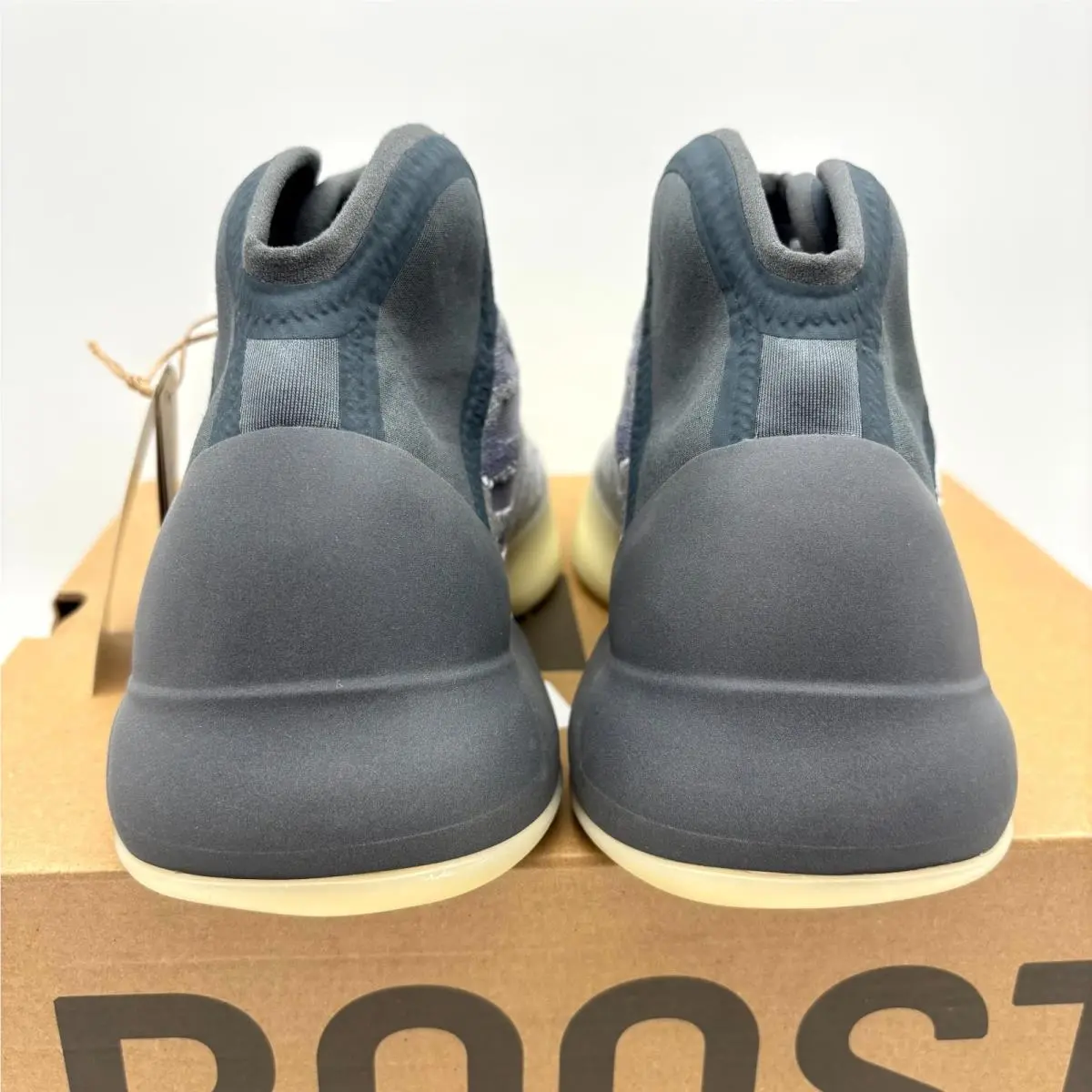 Adidas shoes - adidas Yeezy QNTM - Yeezy QNTM - 624041-402 - Mono Carbon (UPC: 195742863102) 2