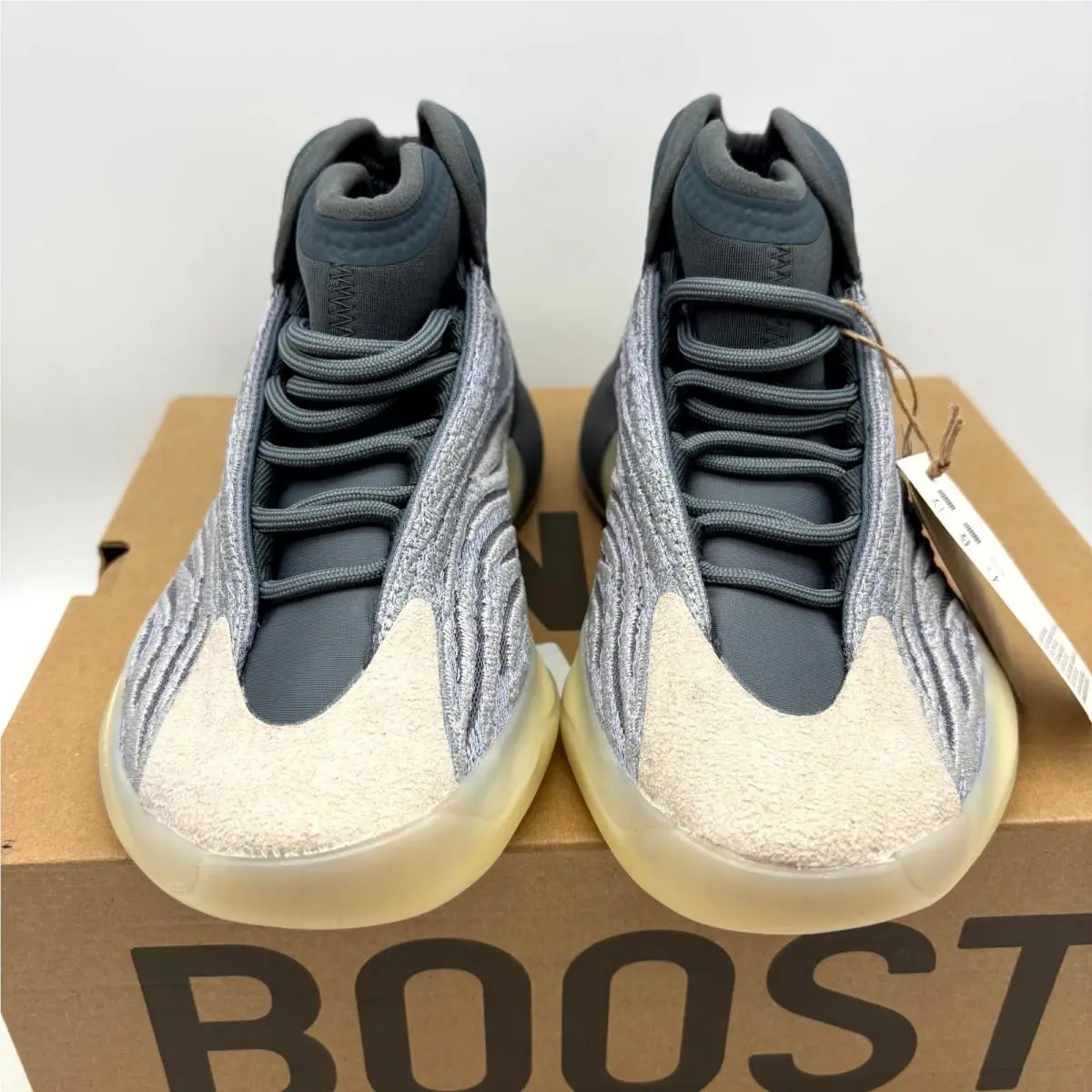 Adidas shoes - adidas Yeezy QNTM - Yeezy QNTM - 624041-402 - Mono Carbon (UPC: 195742863102) 1
