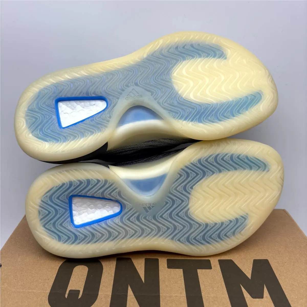 Adidas shoes - adidas Yeezy QNTM - Yeezy QNTM - 624041-402 - Mono Carbon (UPC: 195742863102) 3