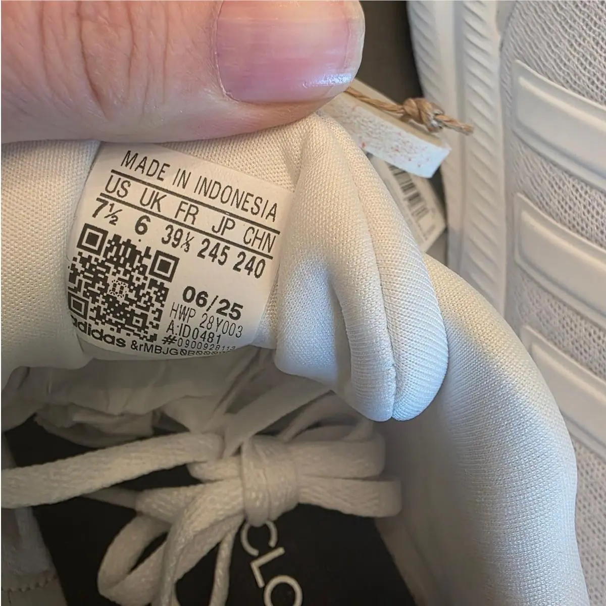 Adidas shoes - White 5