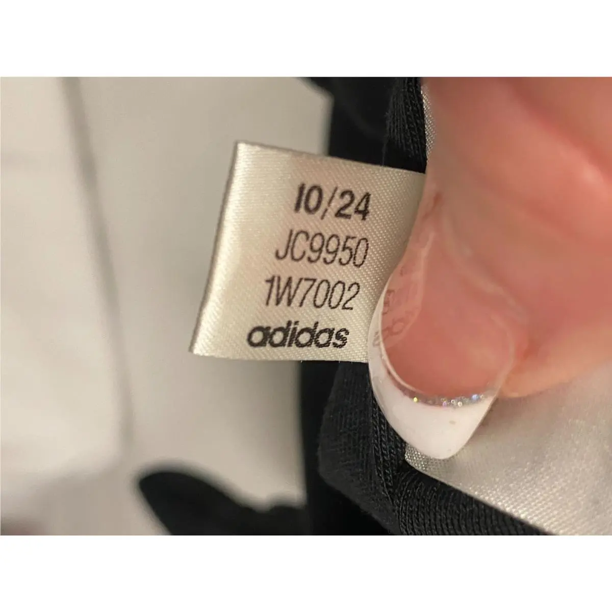 Adidas clothing - RN 88387 CA# 40912 - JC9950 - Black (UPC: 196476872064) 4