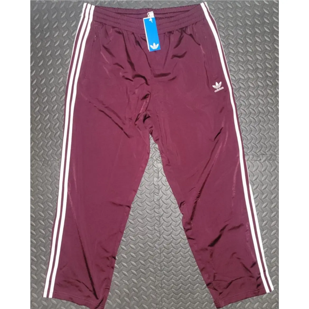 Adidas clothing - MAROON (UPC: 192609121702) 4