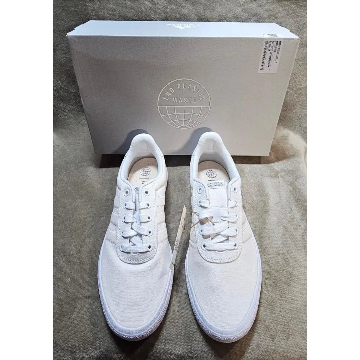 Adidas Women`s Vulc Raid3r Canvas Skate Shoes White Silver Size 9 GX0872