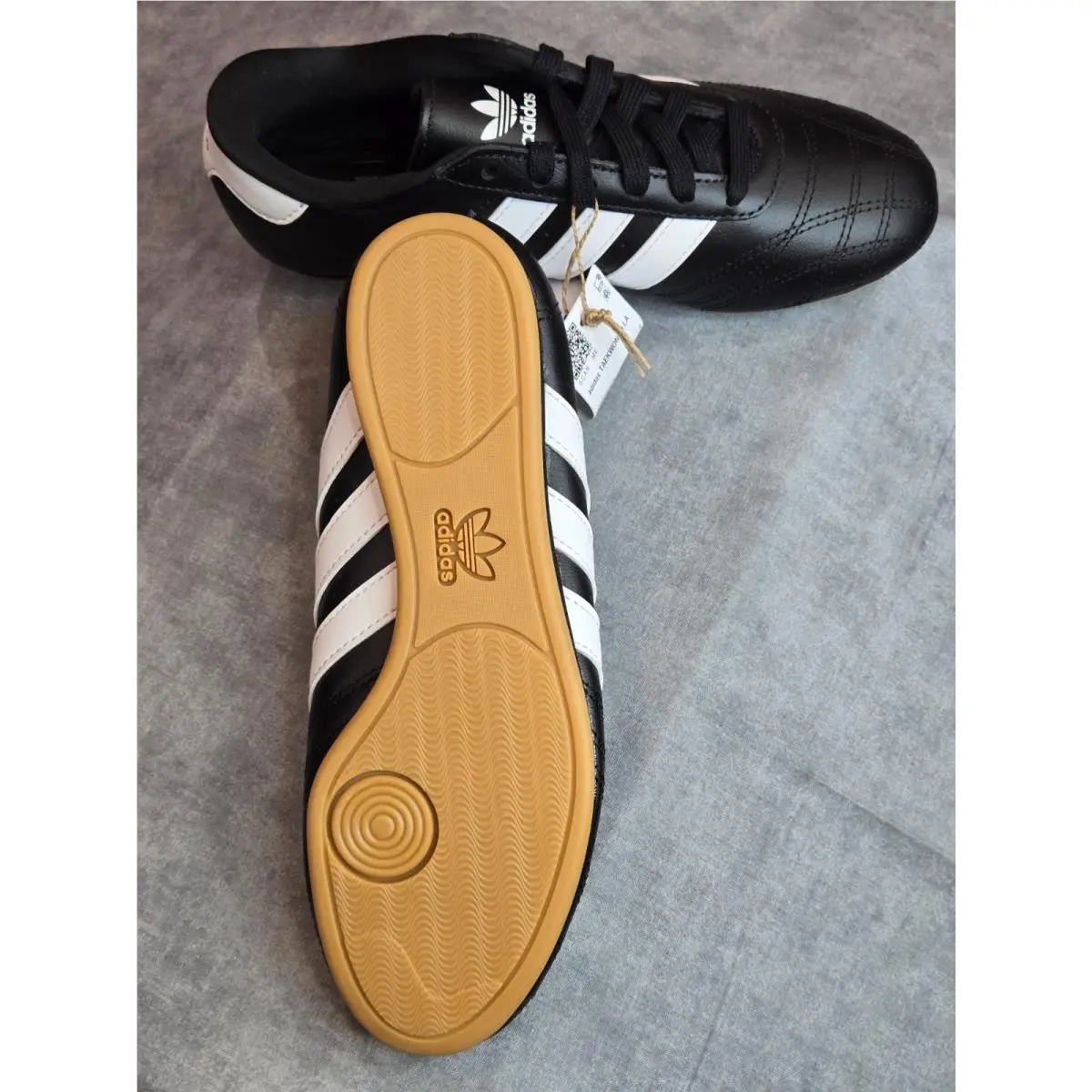 Adidas shoes - adidas Originals - Originals - Black 4