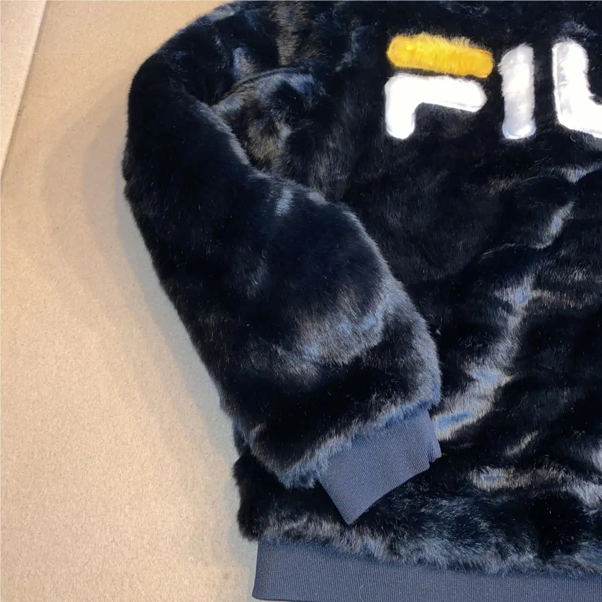 Fila clothing - Black 2