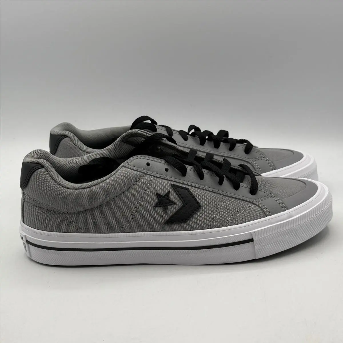 Sport Casual Ox Sneakers Men 9 Grey Black White Star Chevron A10548F by Converse