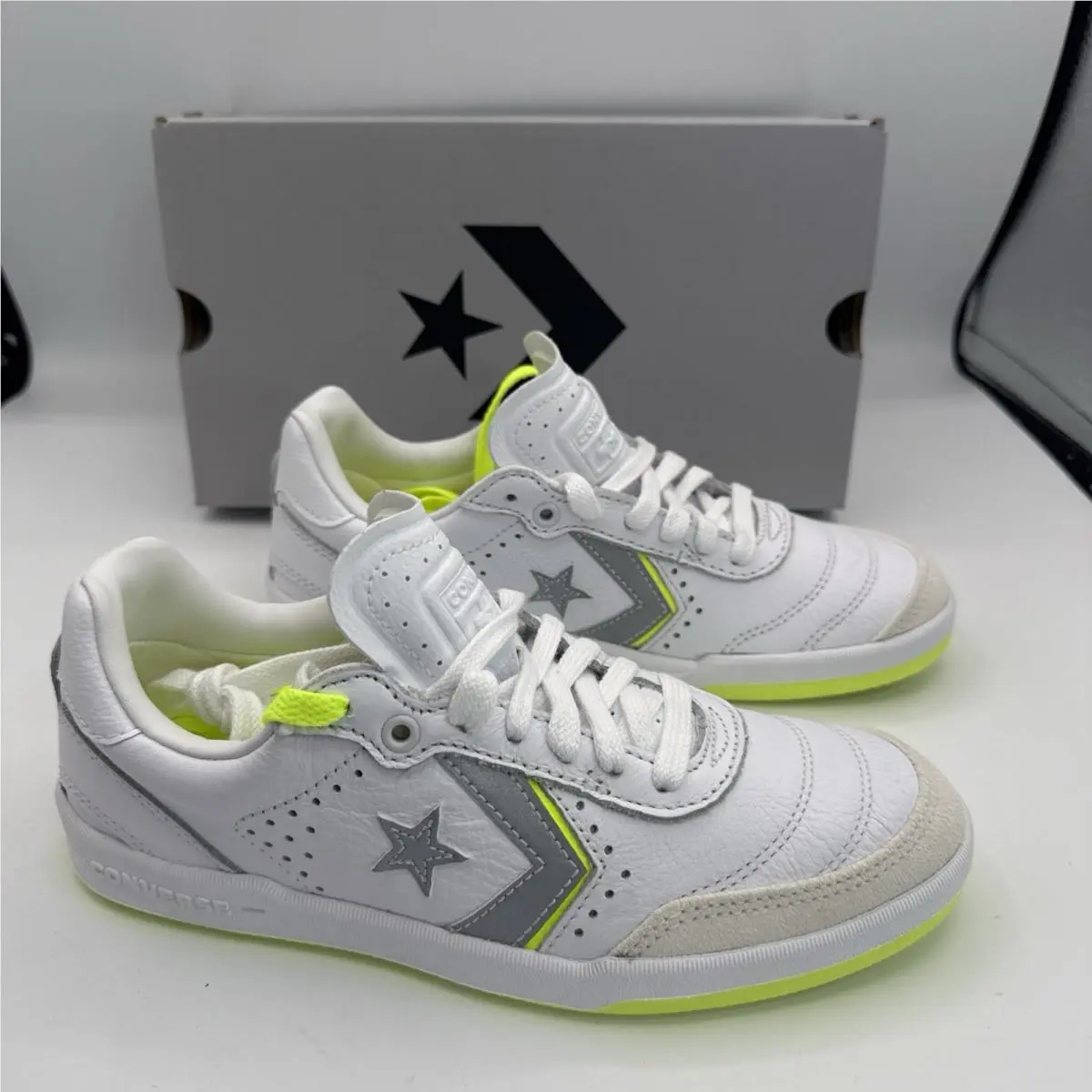 Cons Louie Lopez Pro 2 Ox - White/yellow Reflective Women`s Size 6.5 by Converse