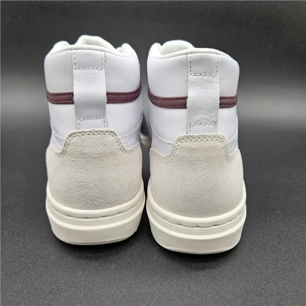 Converse shoes - White 1