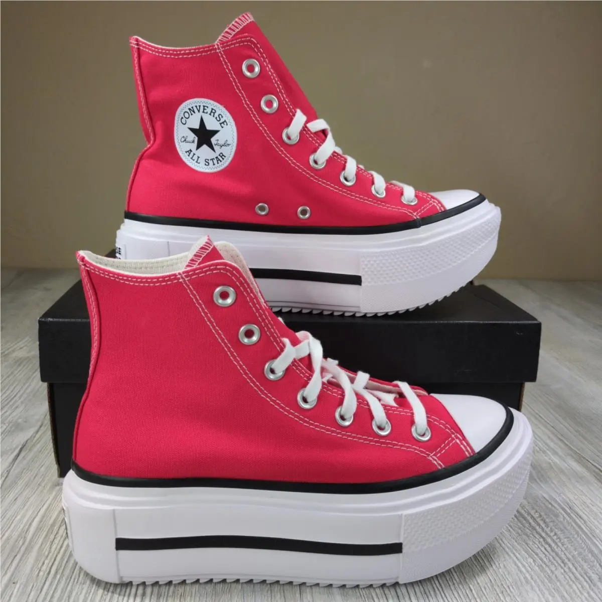 Chuck Taylor All Star Lift Double Stack Red Womens Size 7.5 A15542C by Converse
