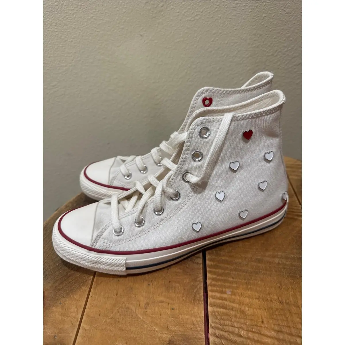 Converse shoes - White 1