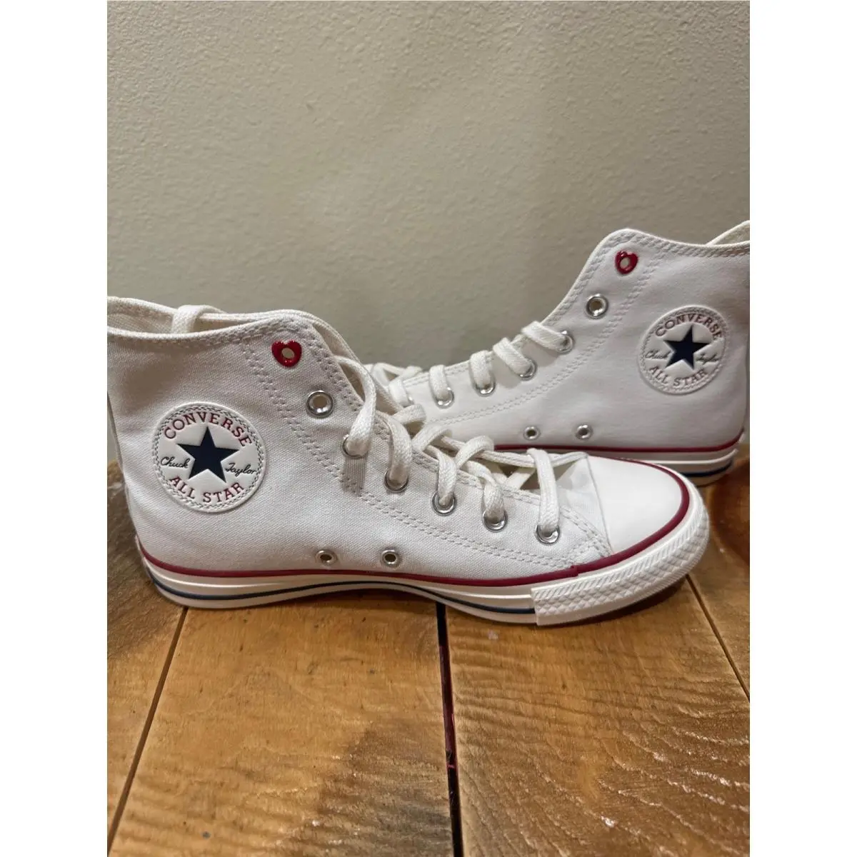 Converse shoes - White 3