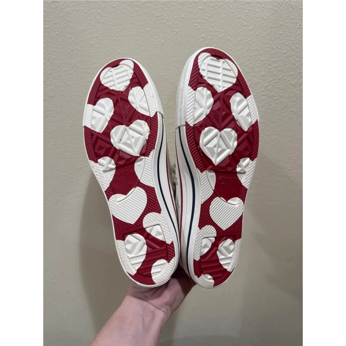 Converse shoes - White 4