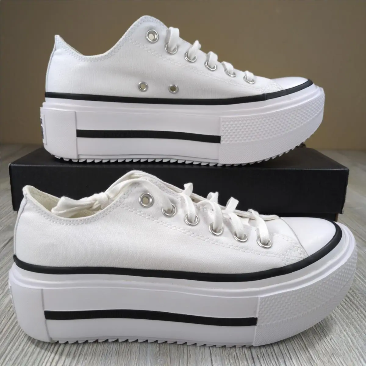 Chuck Taylor All Star Lift Double Stack White Womens Sz 7.5 A15491C by Converse