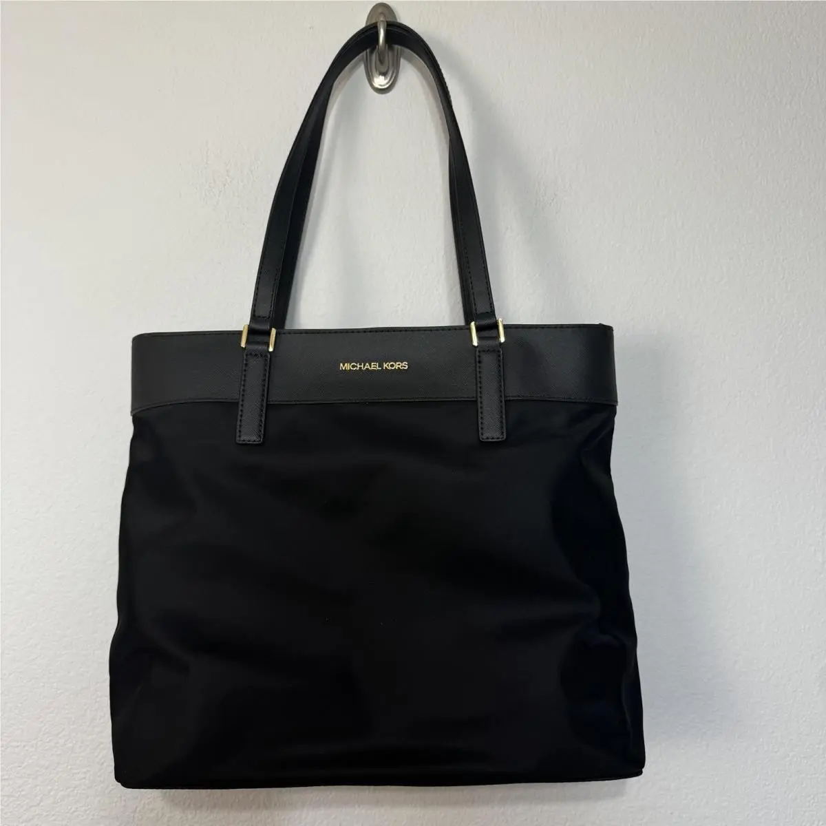 Michael Kors Tote Bag Womens Large Black Morgan Zip Top Gold Hardware 38S9COGT3C
