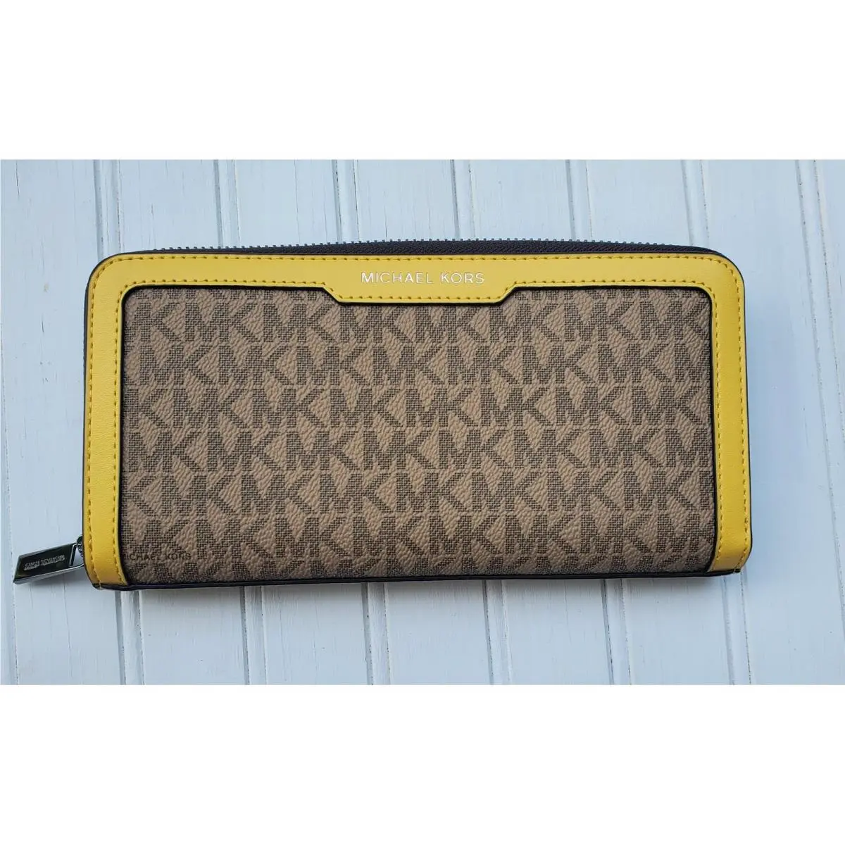 Michael Kors Cooper Tech Zip Around Wallet Daisy Yellow MK Logo 36S5LCOZ3B