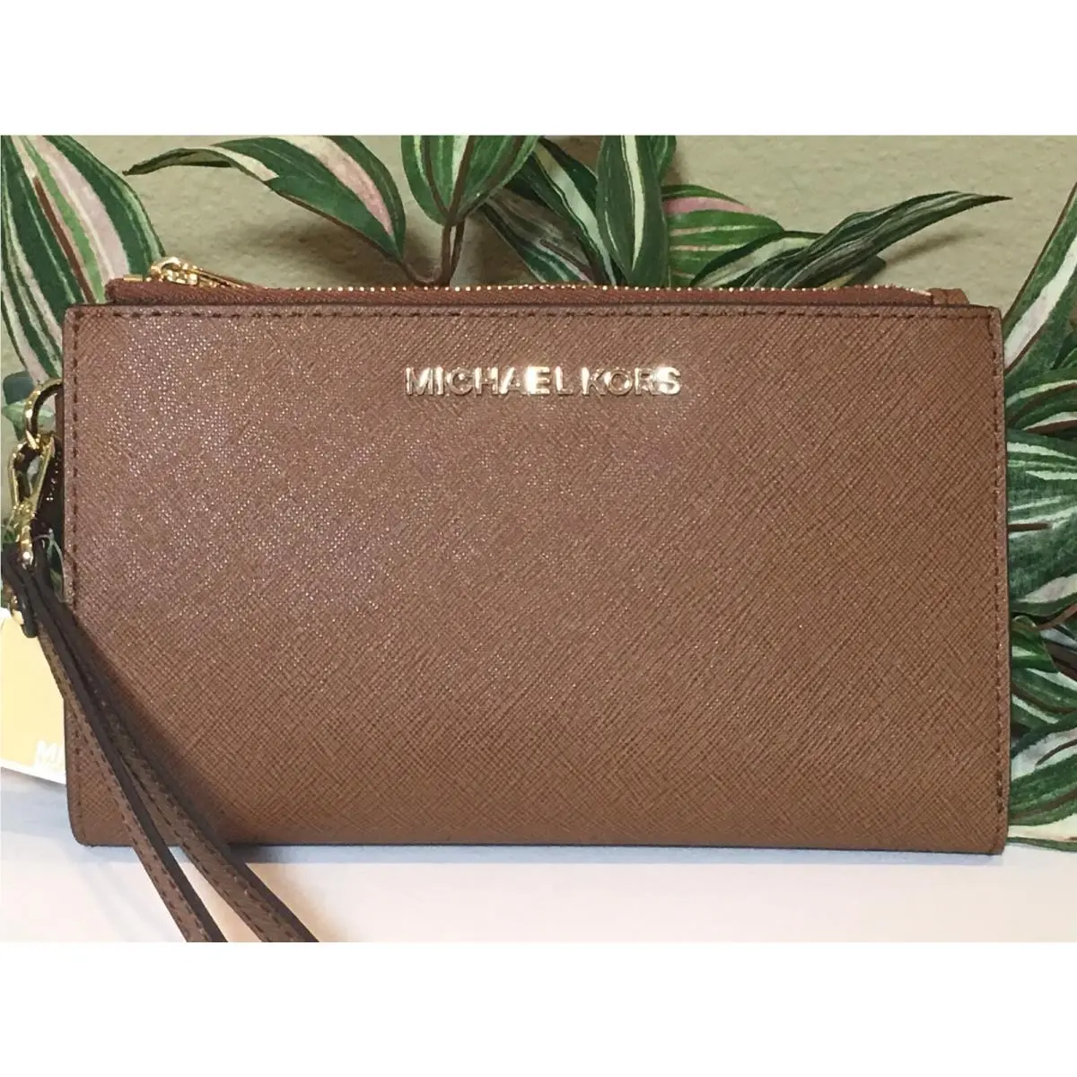 Jet Set Travel Double Zip Wallet Phone Case Wristlet Brown Leather by Michael Kors