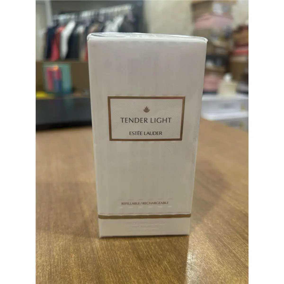 Estee Lauder Tender Light Eau De Parfum Spray 1.4oz 40ml Refillable Fragrance by Estée Lauder