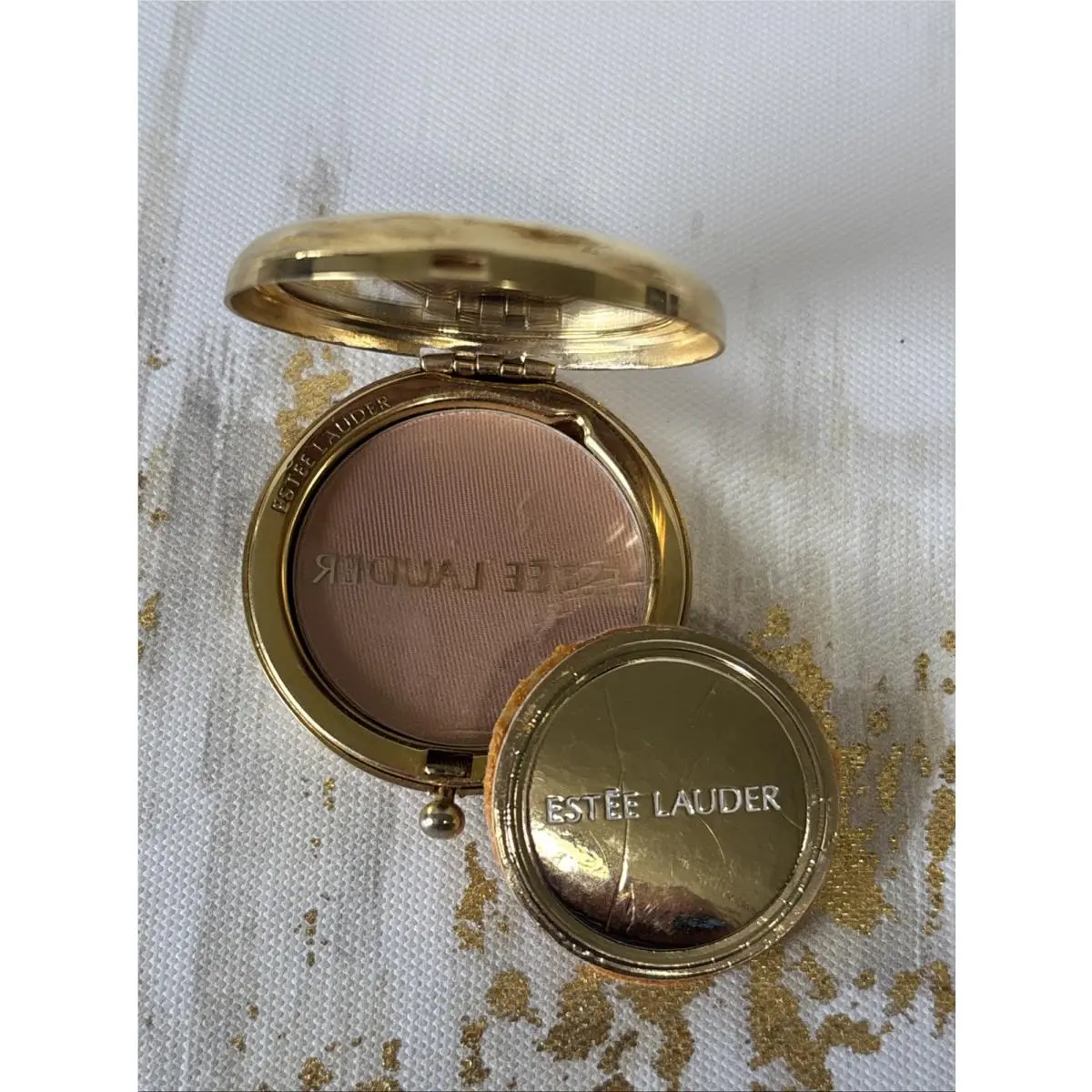 Vintage Estee Lauder Lucidity Light Medium Pressed Powder Compact w/ Powder by Estée Lauder