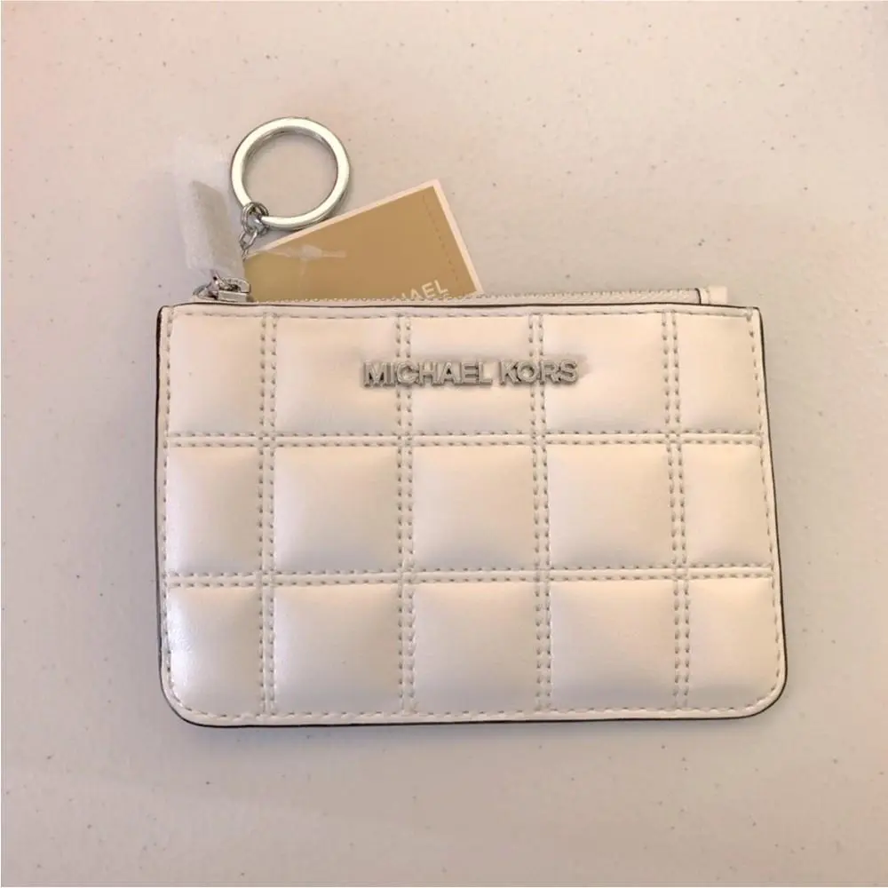 Jet Set Chocolate Bar White Quilted Leather Wallet by Michael Kors