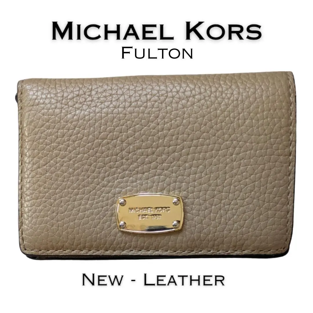 Michael Kors Fulton Leather Wallet Tan Beige Bifold Fulton Logo Organizer