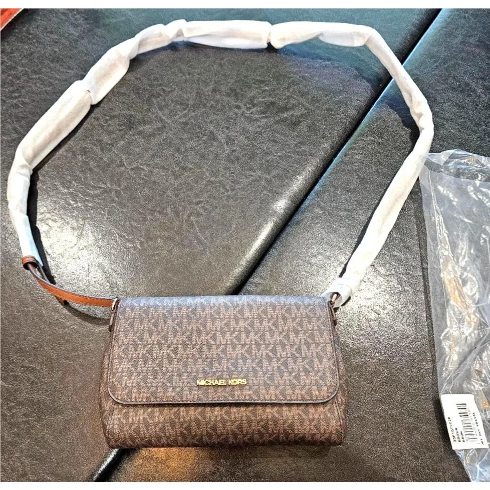 Michael Kors Jet Set Travel Medium Logo Full Flap Crossbody Brown/brun