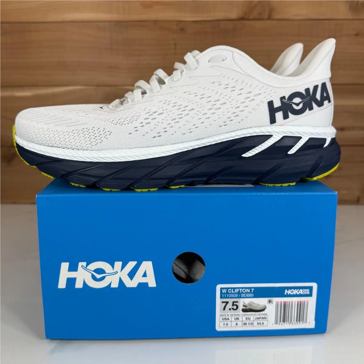 Hoka shoes - Hoka One One Clifton 7 - White 17
