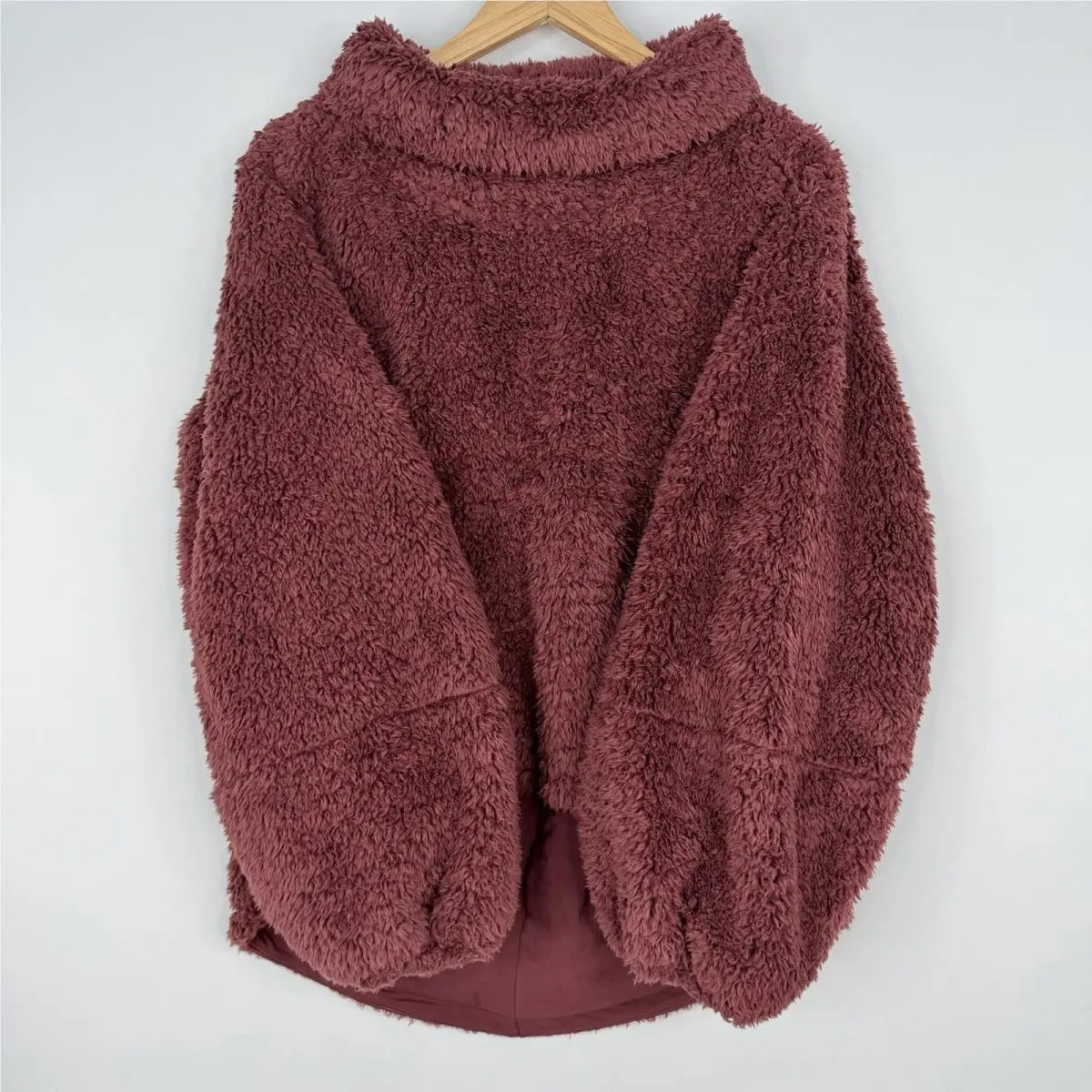 Lululemon clothing - Red 3