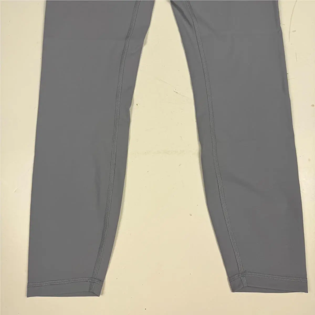 Lululemon clothing - Power Thru HR Tight 25