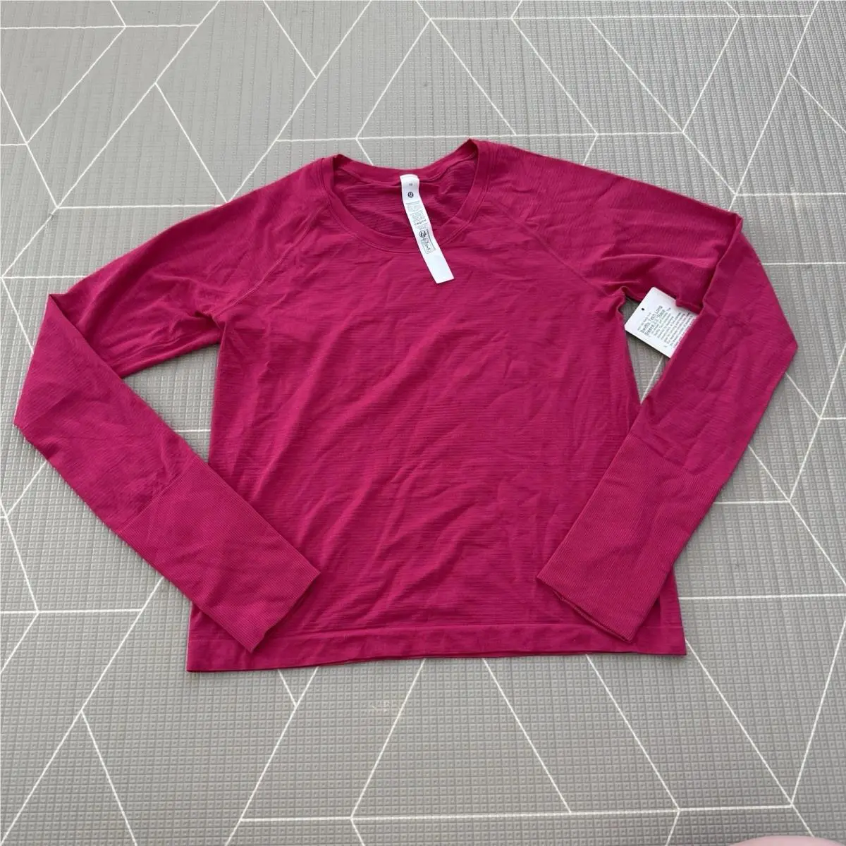 Lululemon Swiftly Tech Long Sleeve 2.0 Race Size 10 Psnt Pink LW3HHIS