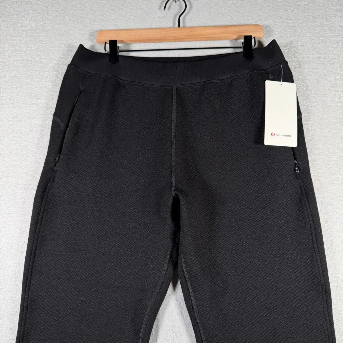 Lululemon clothing - Black 1