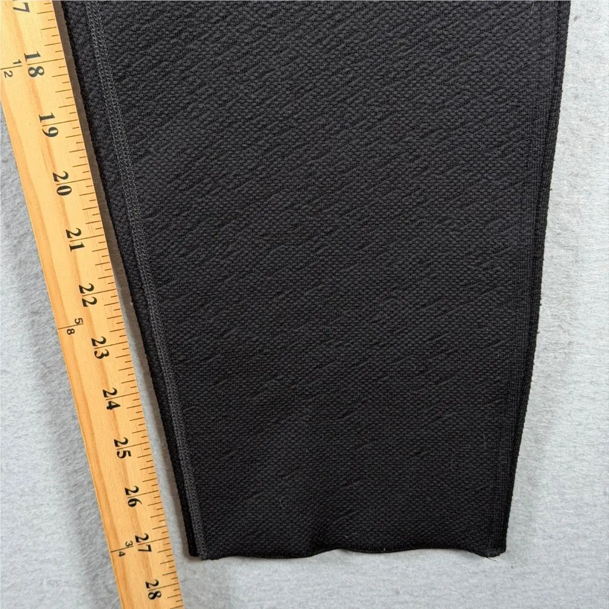 Lululemon clothing - Black 4