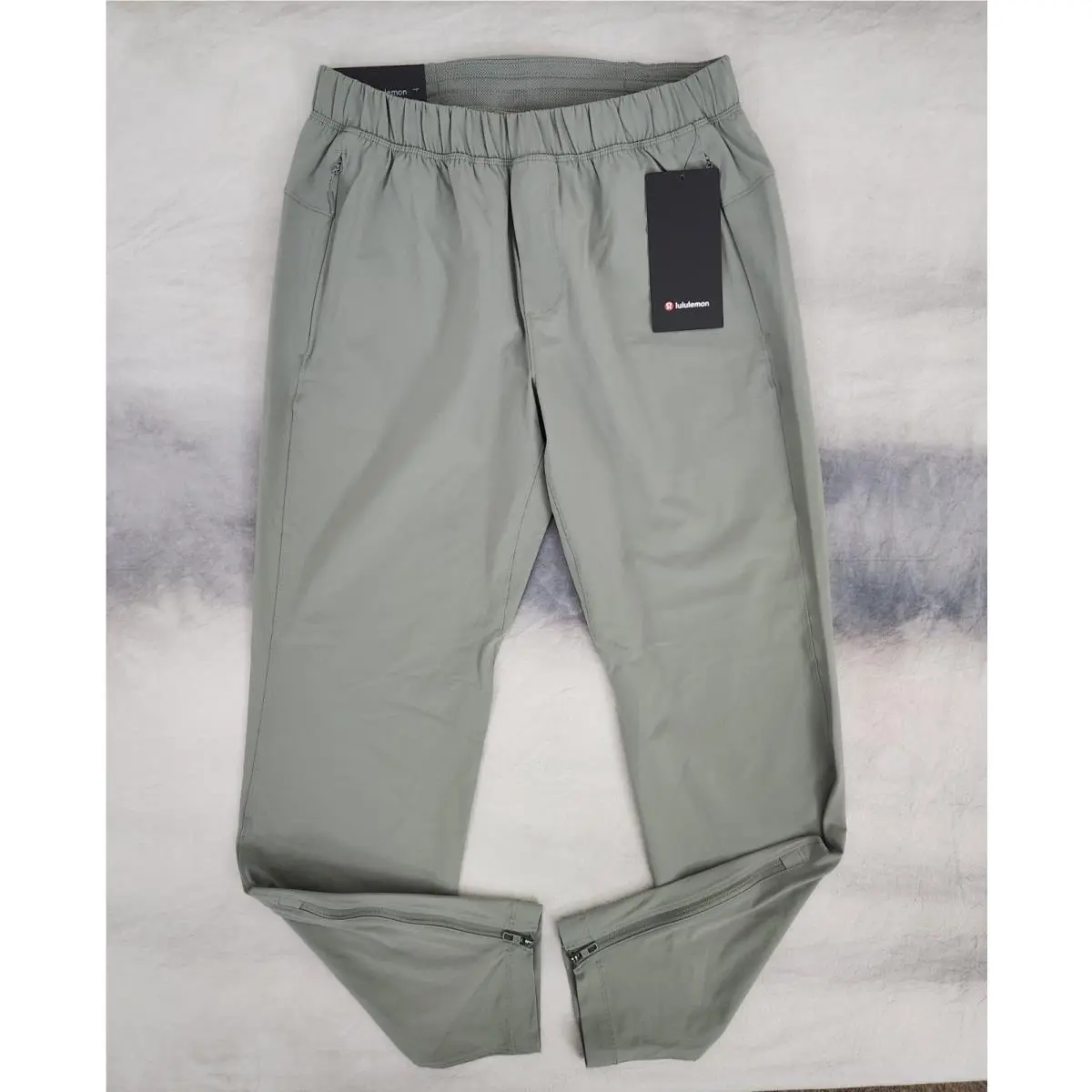 Lululemon Mile Maker Pant Regular Men`s Size Small Willow Leaf