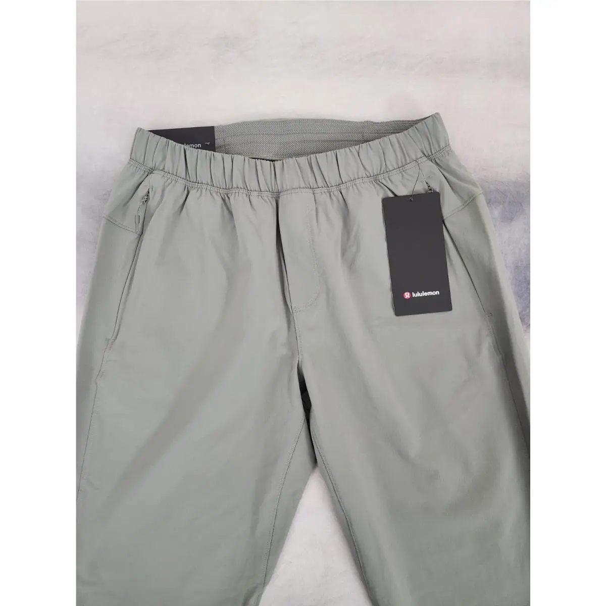 Lululemon clothing - Lululemon Mile Maker - Mile Maker - Willow Leaf 0