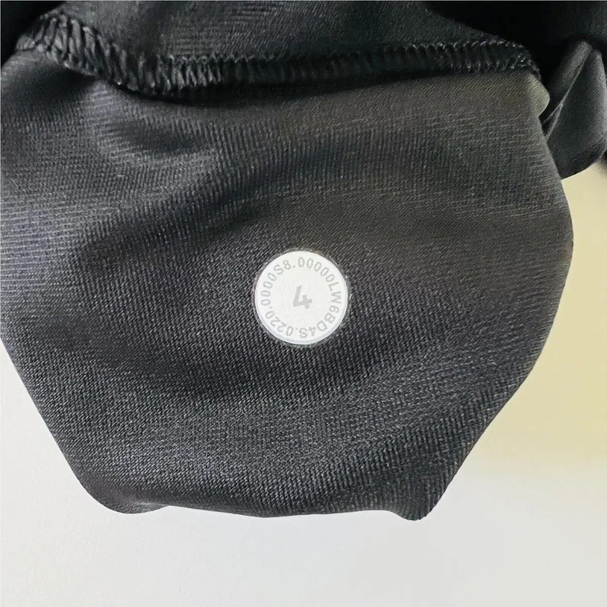 Lululemon clothing - Black 4