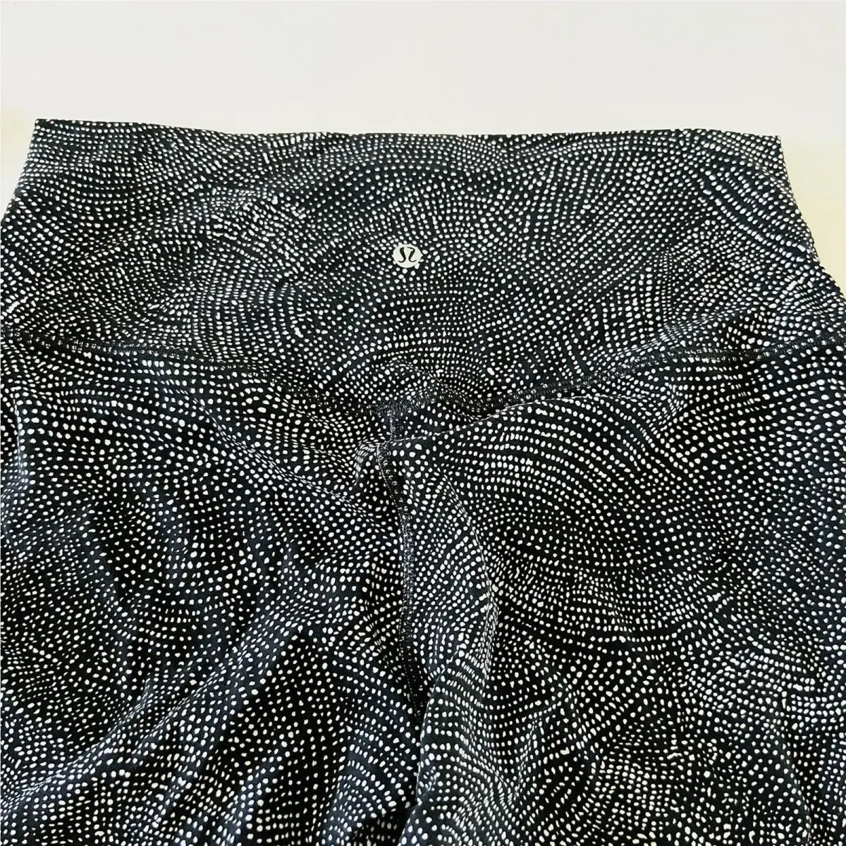 Lululemon clothing - Grey 3