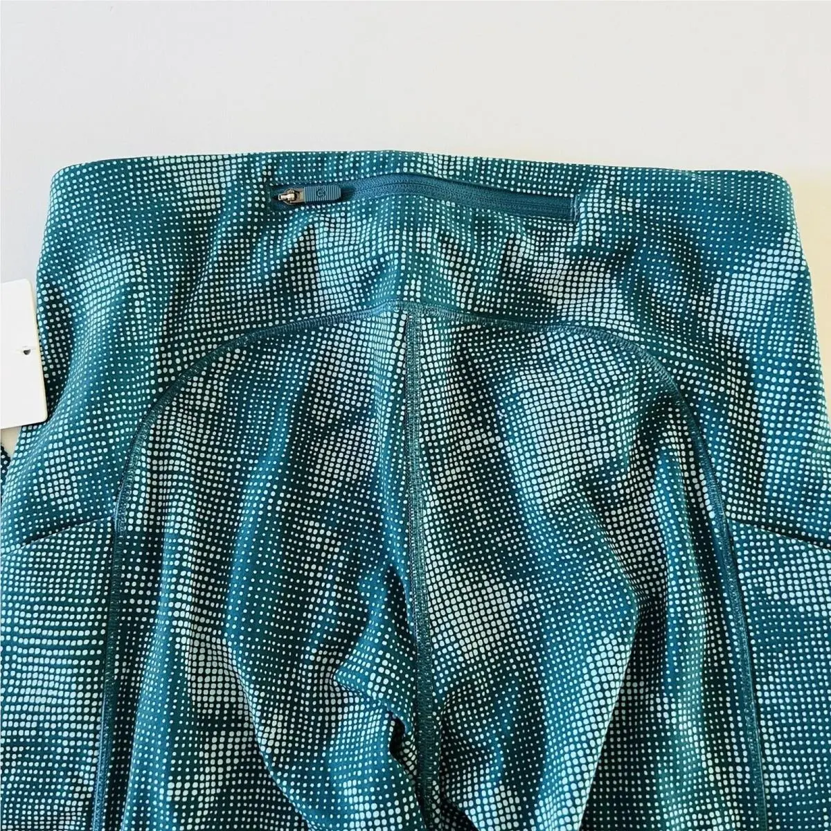 Lululemon clothing - Green 2