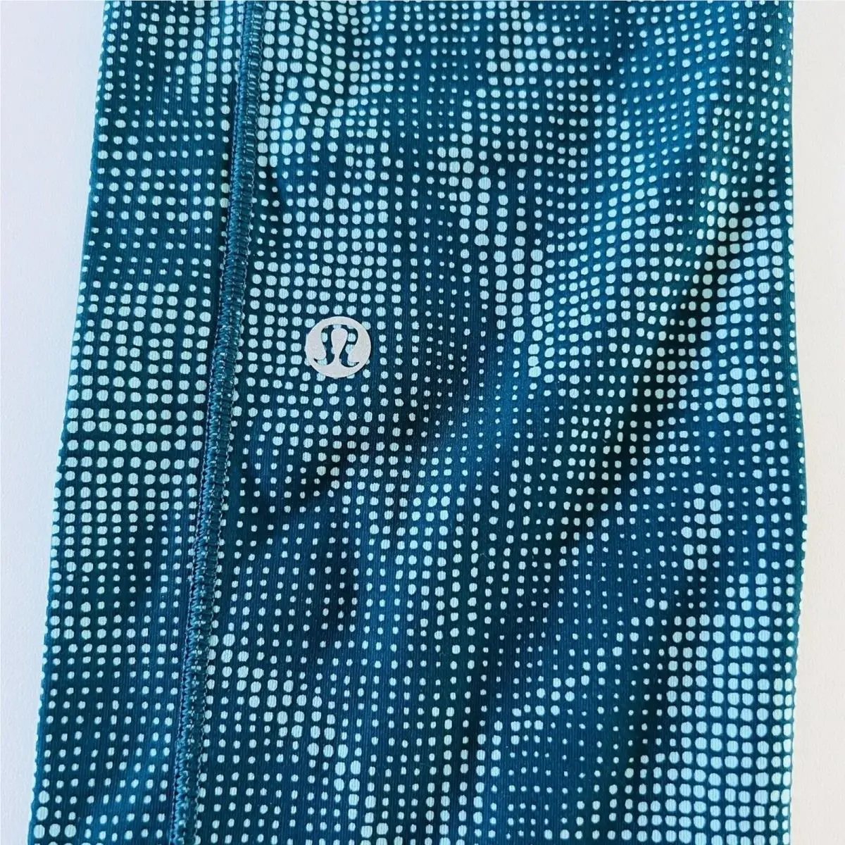Lululemon clothing - Green 3