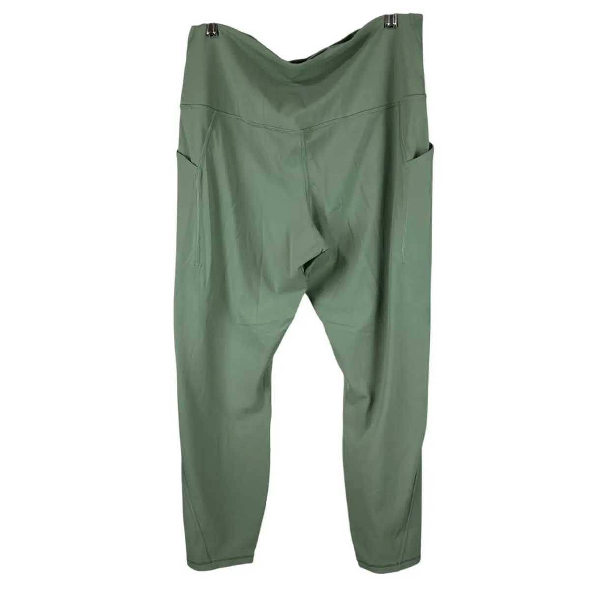 Lululemon clothing - Green 3