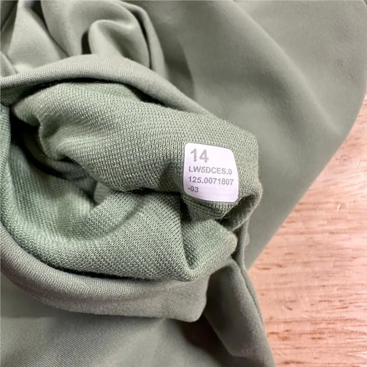 Lululemon clothing - Green 7