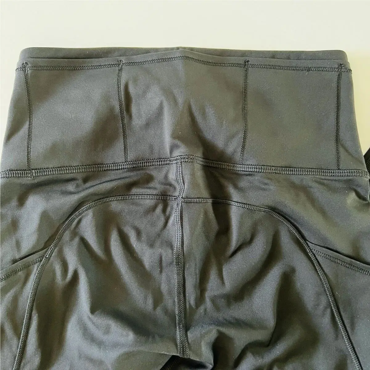 Lululemon clothing - Black 3